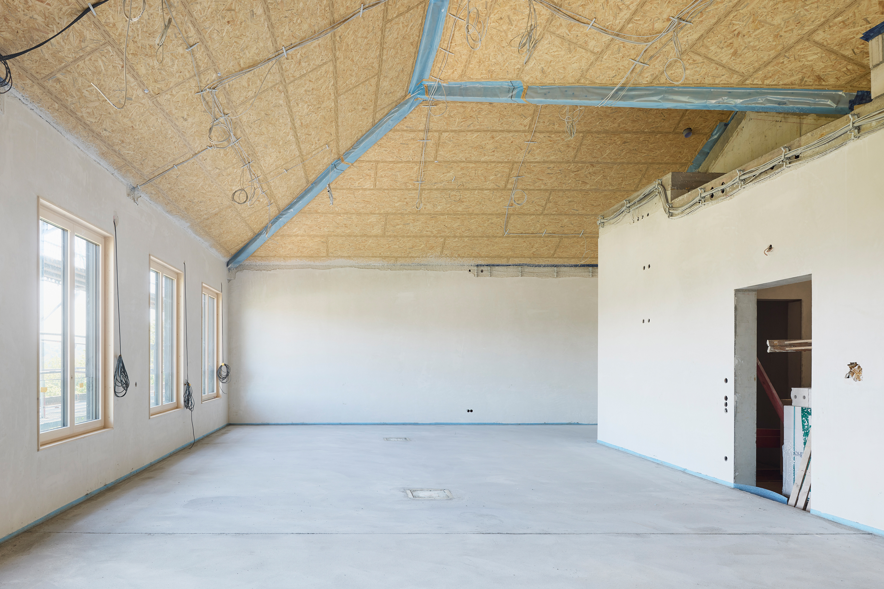 Innenausbau in vollem Gange!