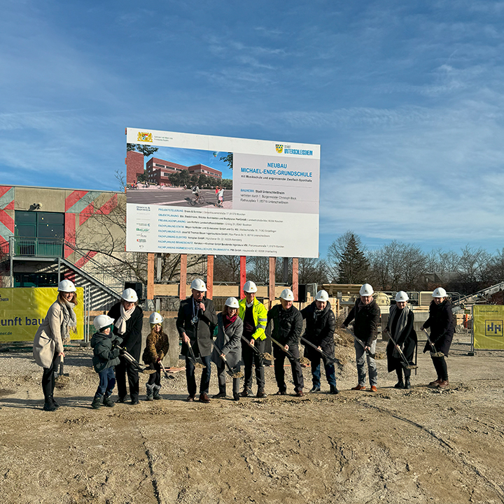 Spatenstich in Unterschleissheim